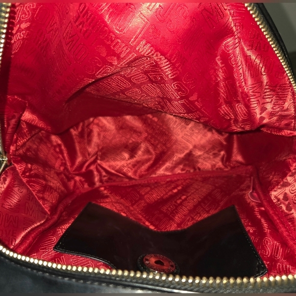 LOVE MOSCHINO QUILTED GOLD CHAIN BACKPACK. main image 5